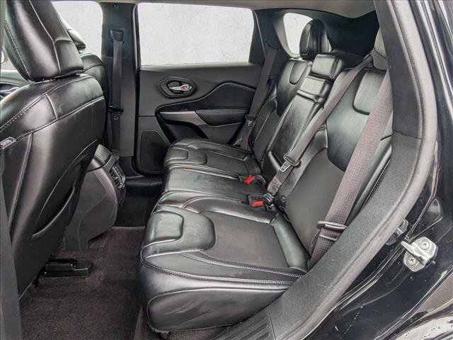 Used 2019 Jeep Cherokee Latitude Plus image 17