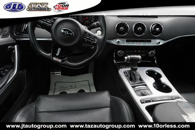 Used 2020 Kia Stinger GT1 RWD image 17