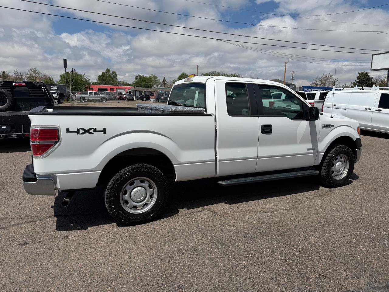 Used 2014 Ford F150 XL w/ Equipment Group 101A Mid AWD/4WD image 11