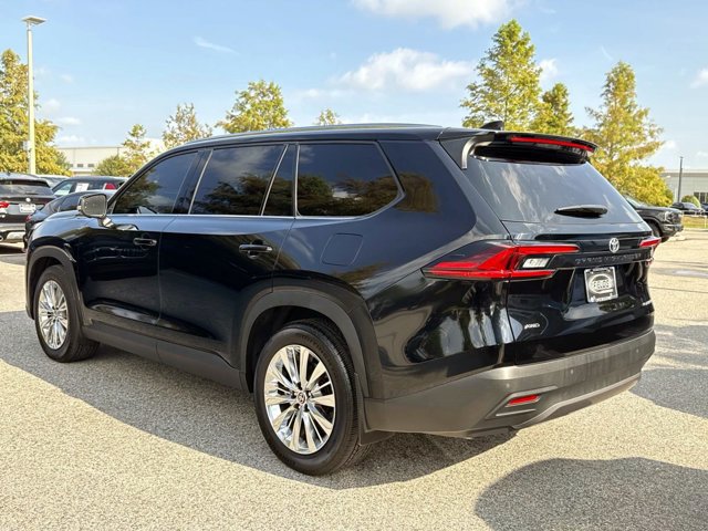 Used 2025 Toyota Grand Highlander AWD image 5