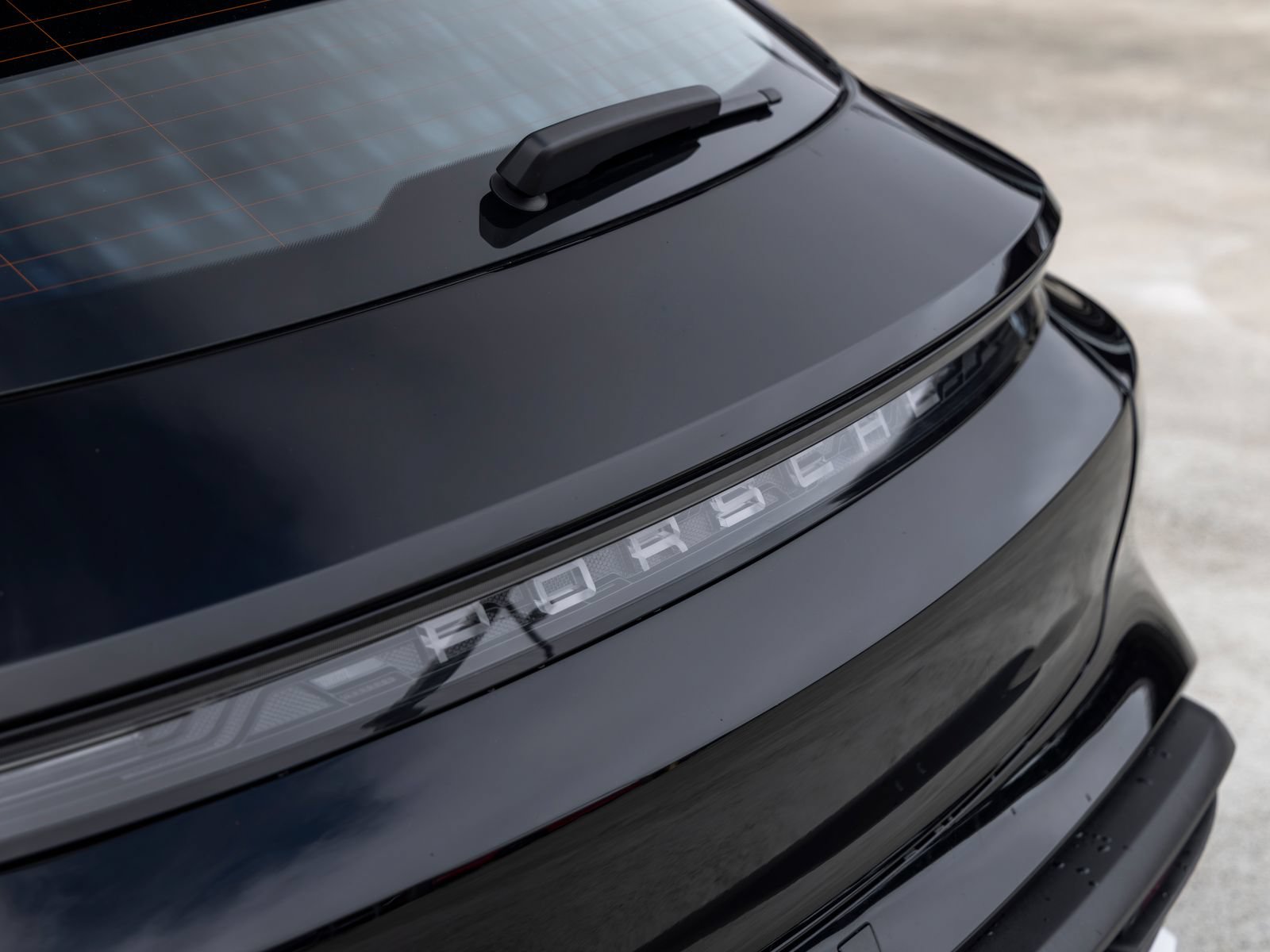 Certified 2022 Porsche Taycan 4 Cross Turismo AWD/4WD image 19