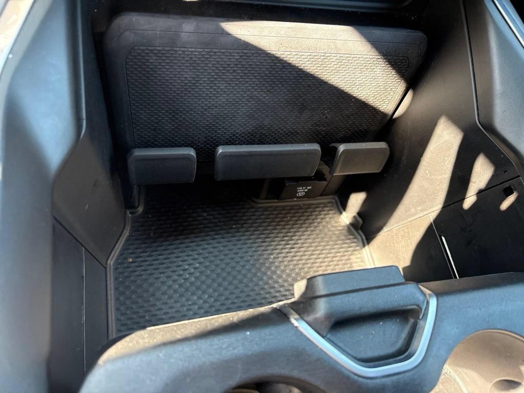 Used 2025 RAM 1500 Big Horn AWD/4WD image 17