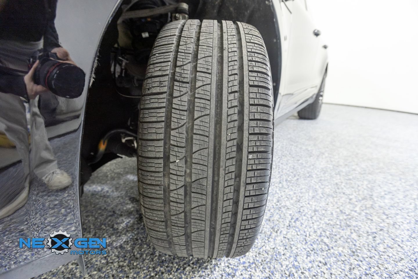 Used 2024 Porsche Macan AWD/4WD image 49