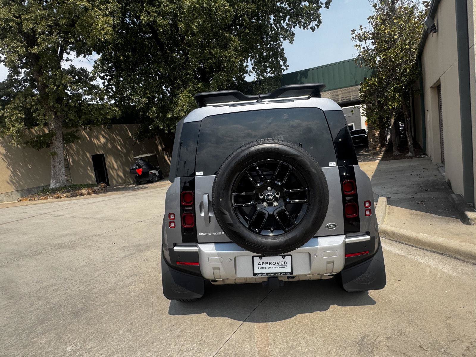 Certified 2023 Land Rover Defender 90 S AWD/4WD image 7