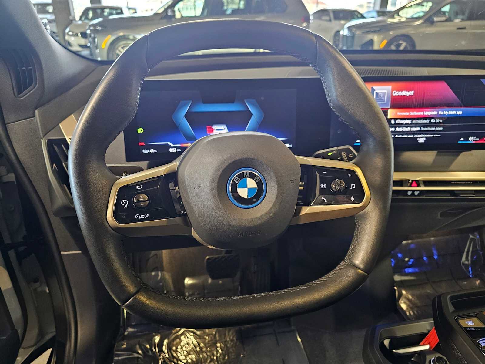 Used 2023 BMW iX xDrive50 w/ Premium Package image 10