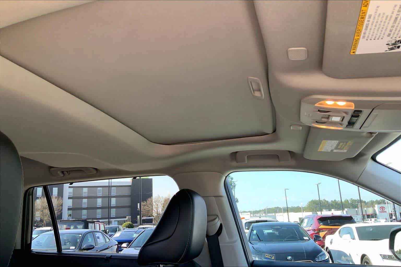 Used 2023 Toyota Highlander Limited image 13