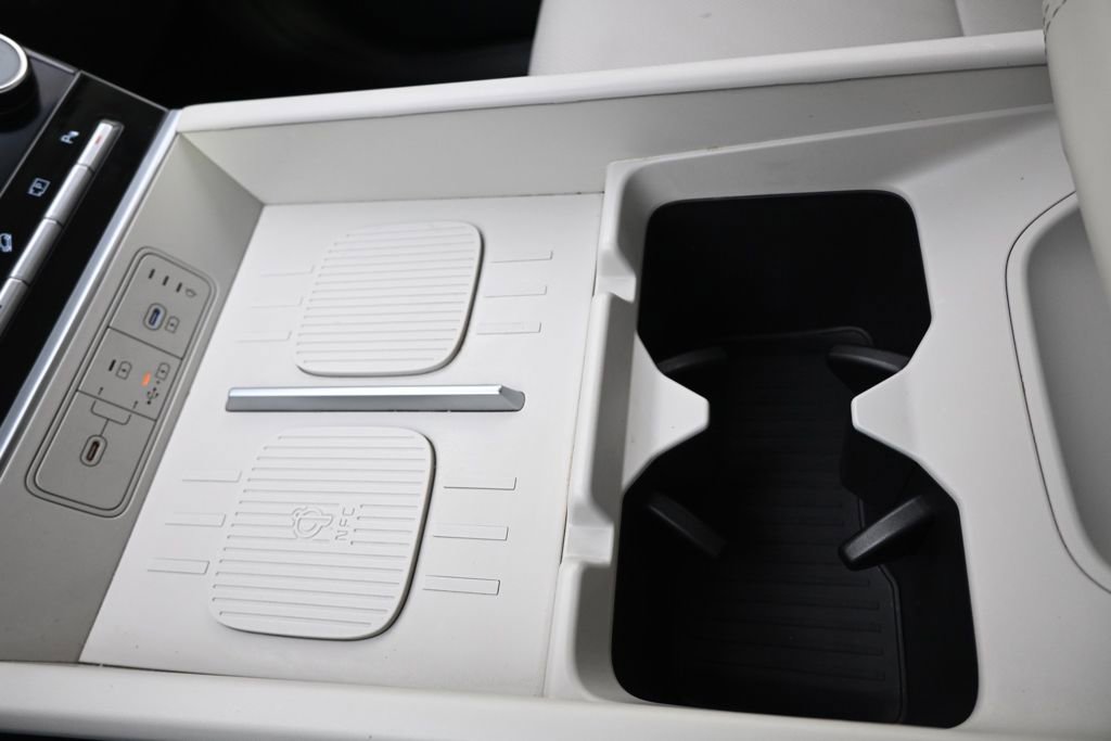 Used 2025 Hyundai Santa Fe SEL image 32