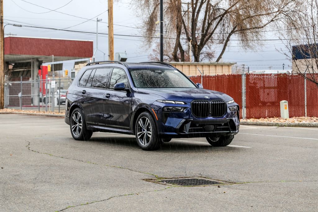 New 2026 BMW X7 xDrive40i w/ Executive Package image 7