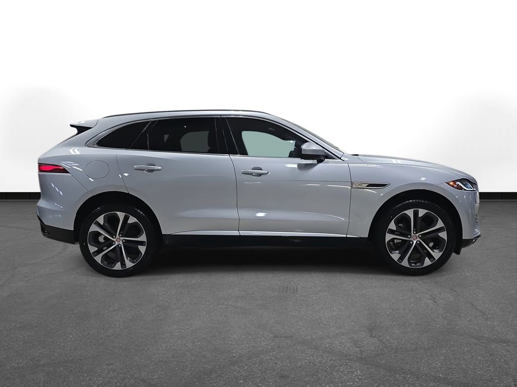 Used 2023 Jaguar F-PACE S image 5