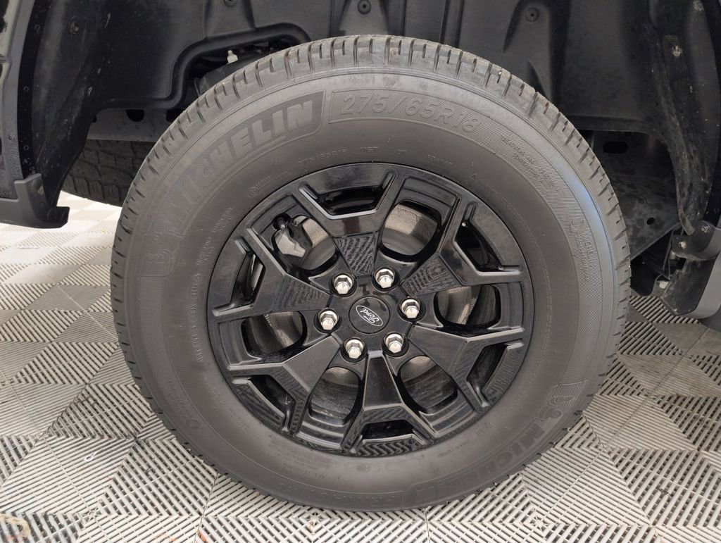 Used 2025 Ford F150 Lightning XLT image 21