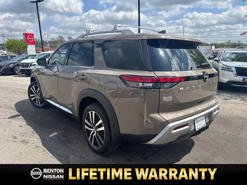Used 2025 Nissan Pathfinder Platinum image 7