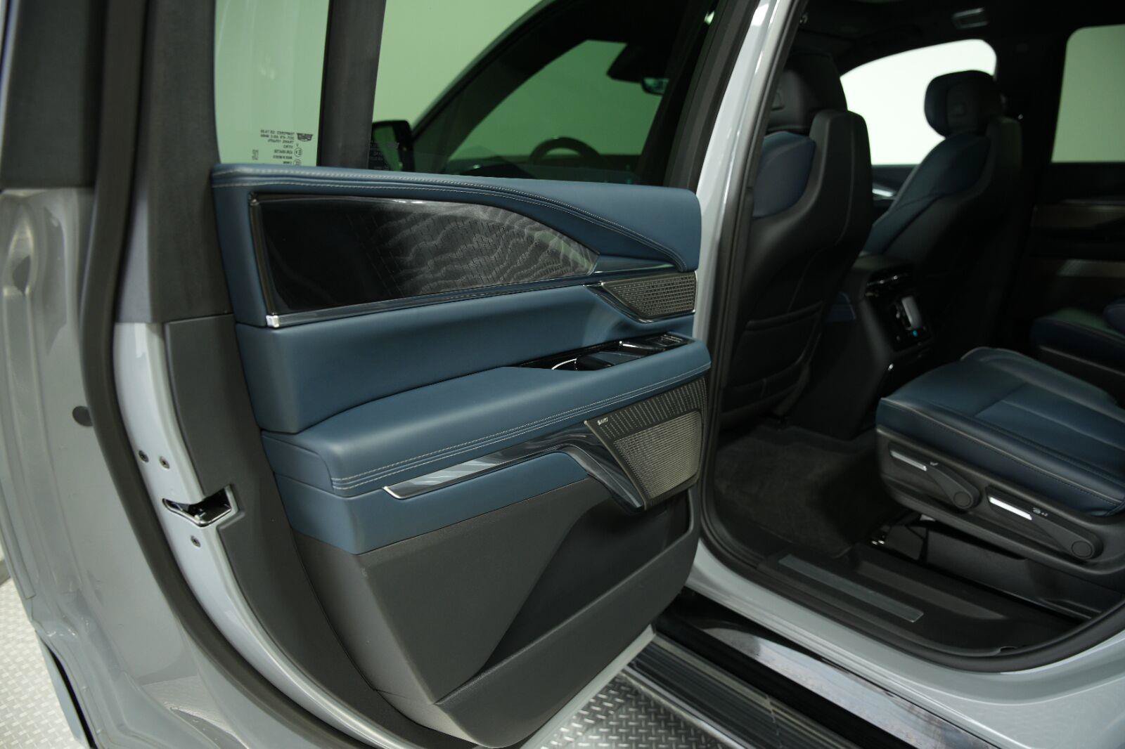 Certified 2026 Cadillac Escalade IQ Sport 2 AWD/4WD image 32