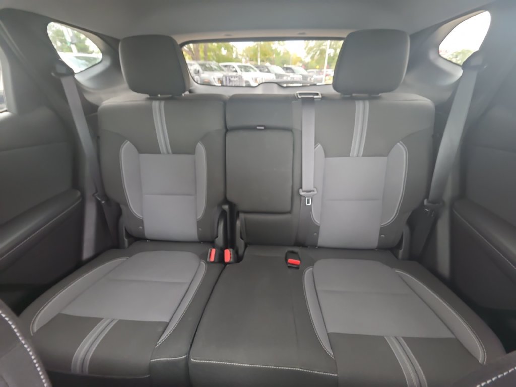 Used 2025 Chevrolet Blazer LT AWD/4WD image 24
