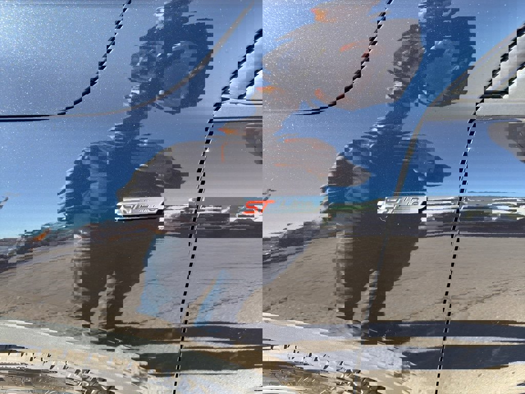 Used 2025 Ford Escape ST-Line image 9