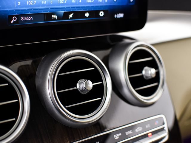 Certified 2021 Mercedes-Benz GLC 300 4MATIC image 31