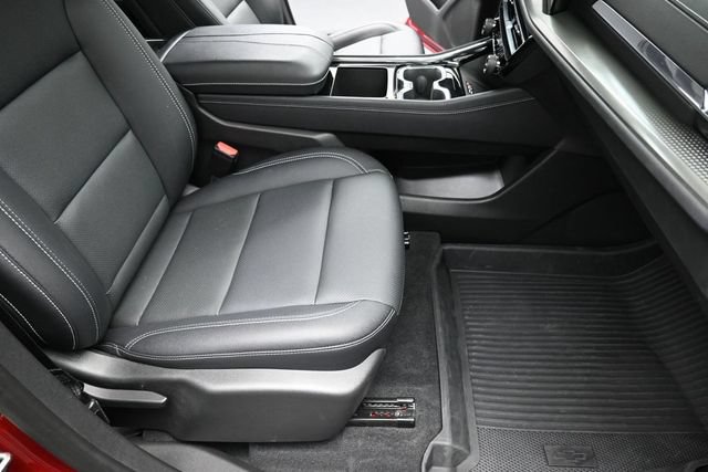 Certified 2025 Chevrolet Traverse LT w/ Sun and Wheel Package FWD image 31
