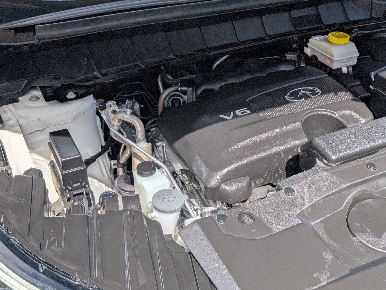 Used 2023 INFINITI QX60 Luxe w/ Performance Audio Package FWD image 19