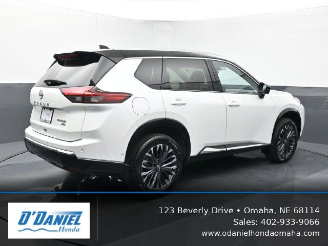 Used 2024 Nissan Rogue Platinum w/ Platinum Premium Package AWD/4WD image 6