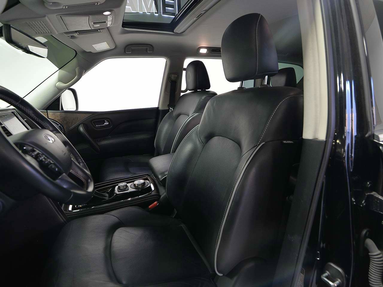 Used 2021 INFINITI QX80 Premium Select w/ All-Season Package image 8
