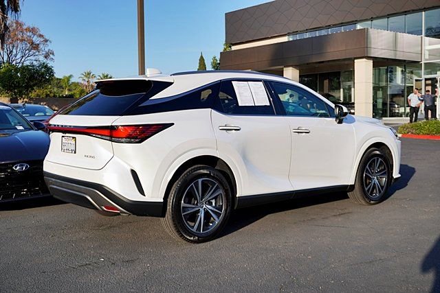 Used 2024 Lexus RX 350 FWD w/ Technology Package image 8