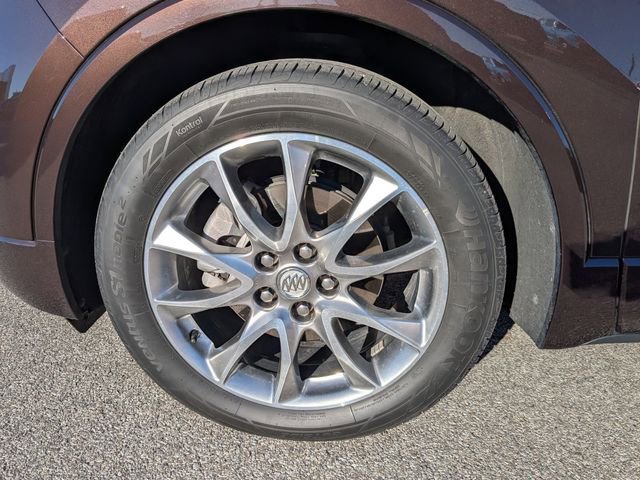 Used 2020 Buick Envision Essence w/ Experience Buick Package image 17