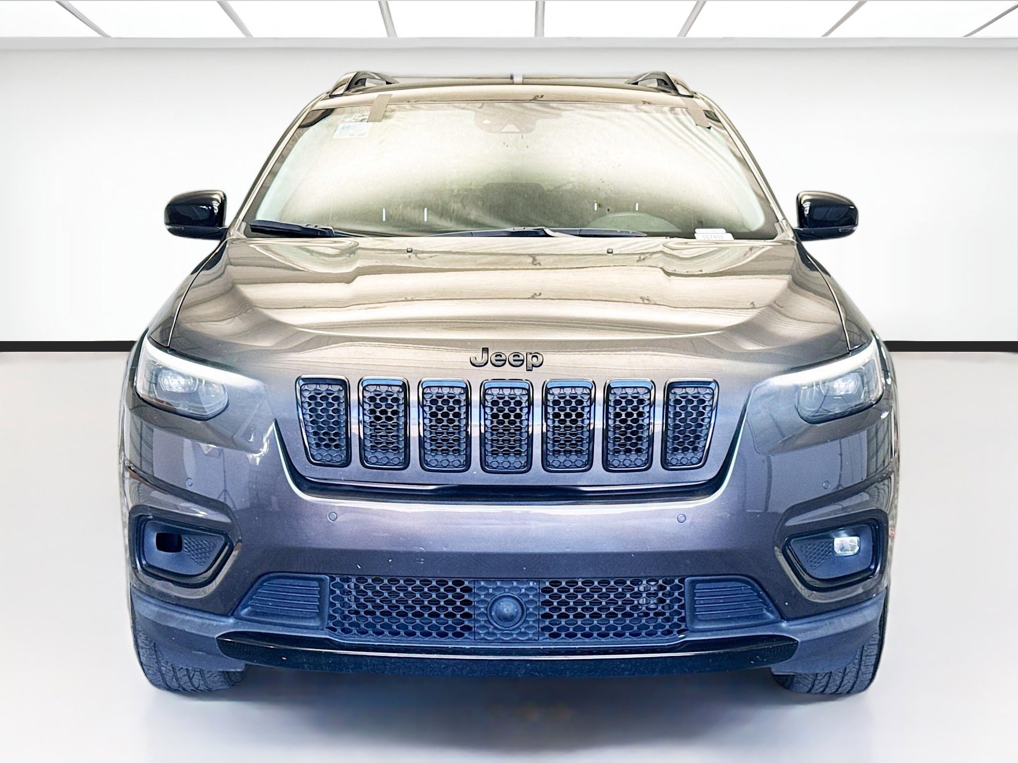 Used 2023 Jeep Cherokee Altitude Lux image 2