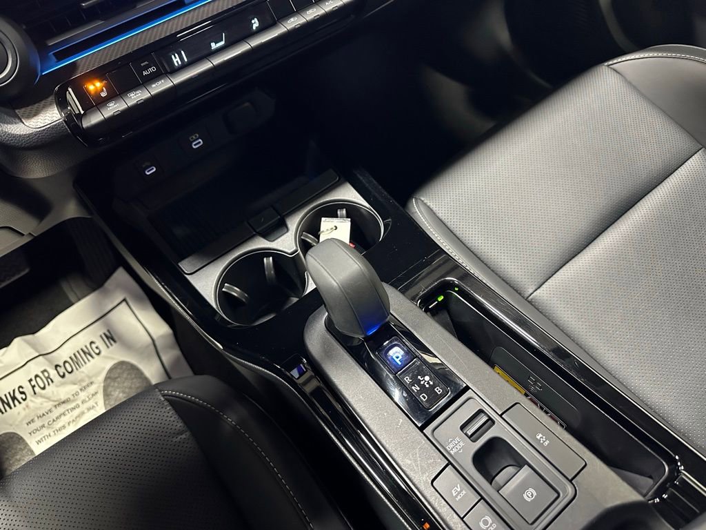 Used 2025 Toyota Prius XLE image 41