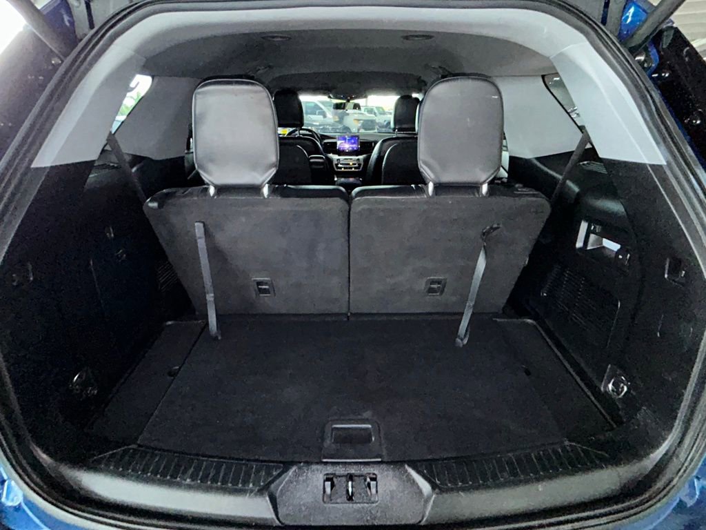 Used 2021 Ford Explorer XLT w/ Equipment Group 202A image 37