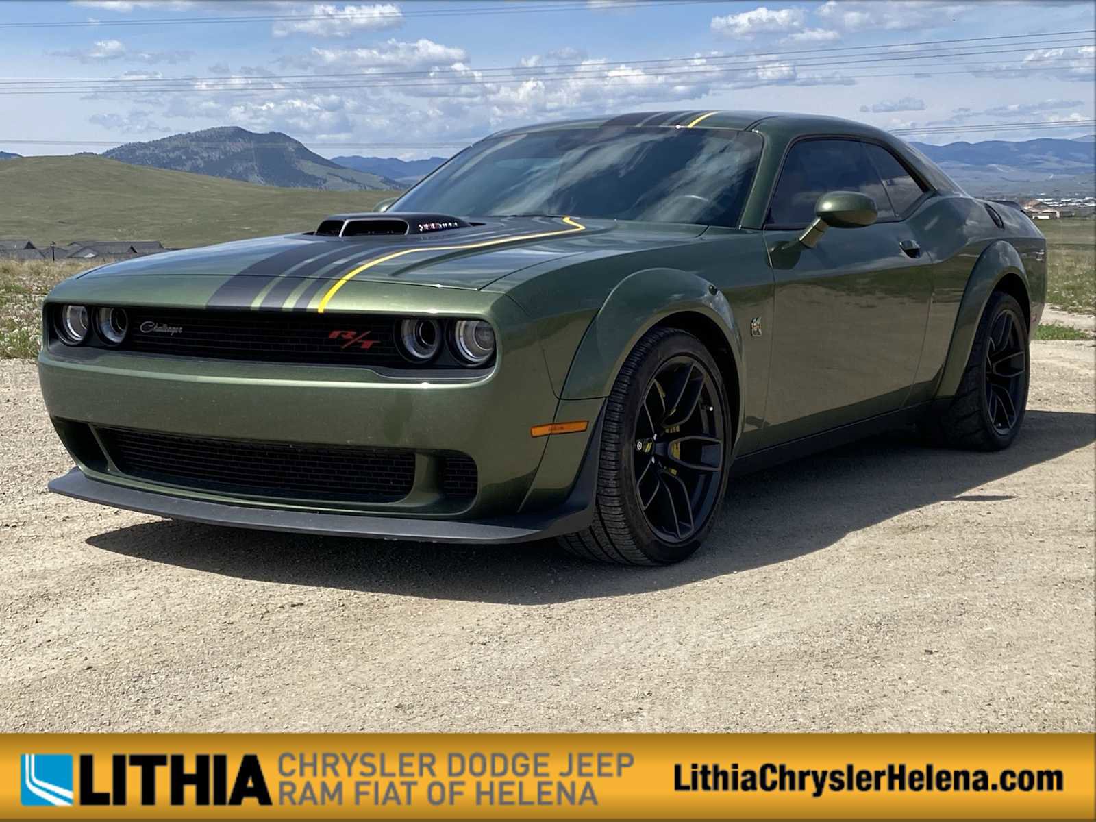 Used 2022 Dodge Challenger R/T Scat Pack RWD image 1