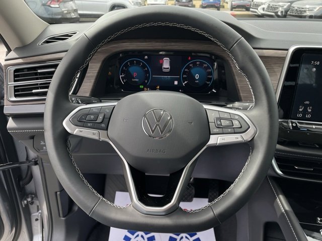New 2025 Volkswagen Atlas SEL image 11