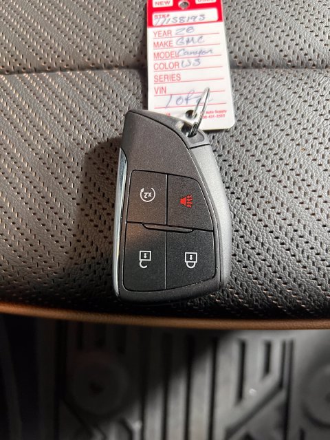 Used 2026 GMC Canyon AT4 w/ Technology Plus Package AWD/4WD image 26