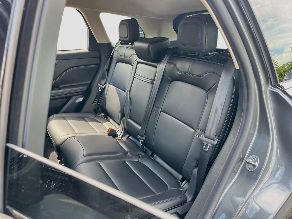 Used 2024 Lincoln Corsair FWD image 25
