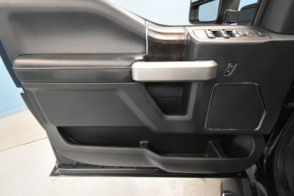 Used 2022 Ford F250 Lariat image 5