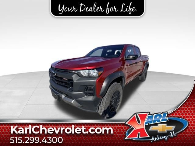 Used 2024 Chevrolet Colorado Trail Boss w/ Advanced Trailering Package image 1