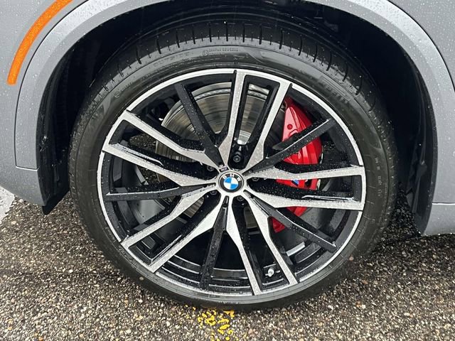 New 2026 BMW X5 xDrive40i w/ M Sport Package AWD/4WD image 7