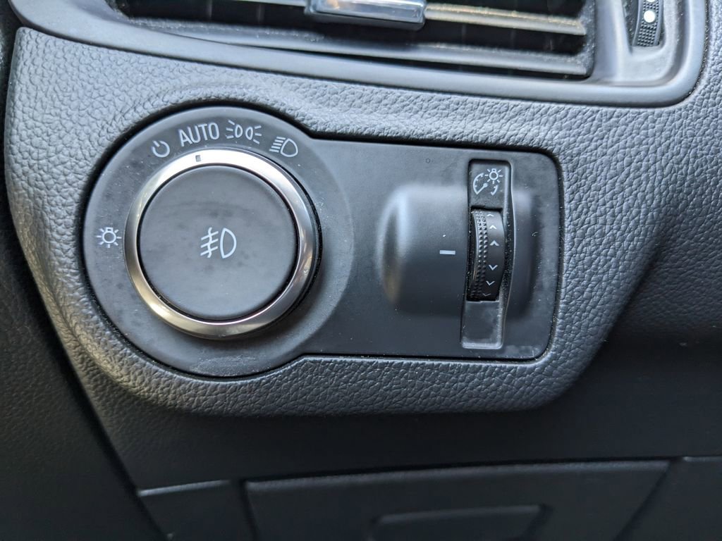 Used 2017 Buick Envision Essence image 51