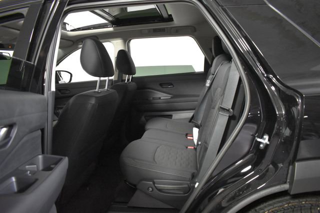 New 2026 Nissan Pathfinder SV AWD/4WD image 30