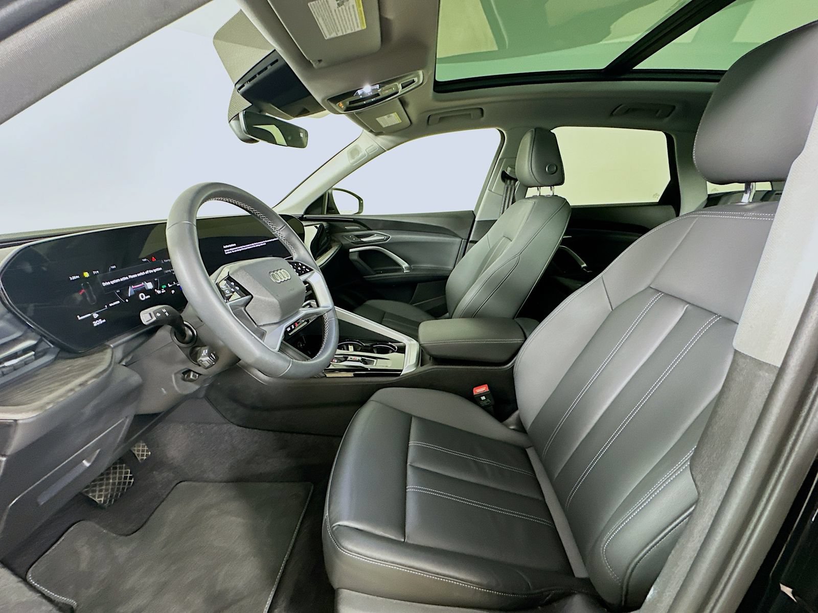 Used 2025 Audi Q5 Premium Plus w/ Premium Plus AWD/4WD image 33