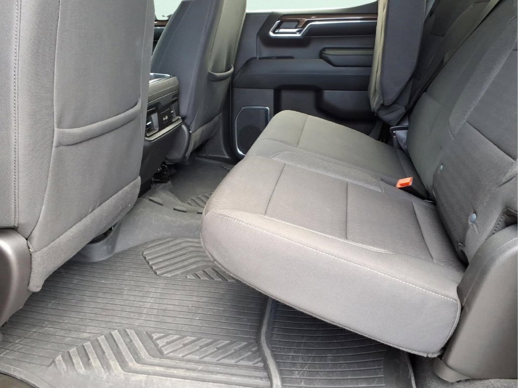 Used 2024 Chevrolet Silverado 1500 LT Trail Boss w/ Convenience Package II AWD/4WD image 16