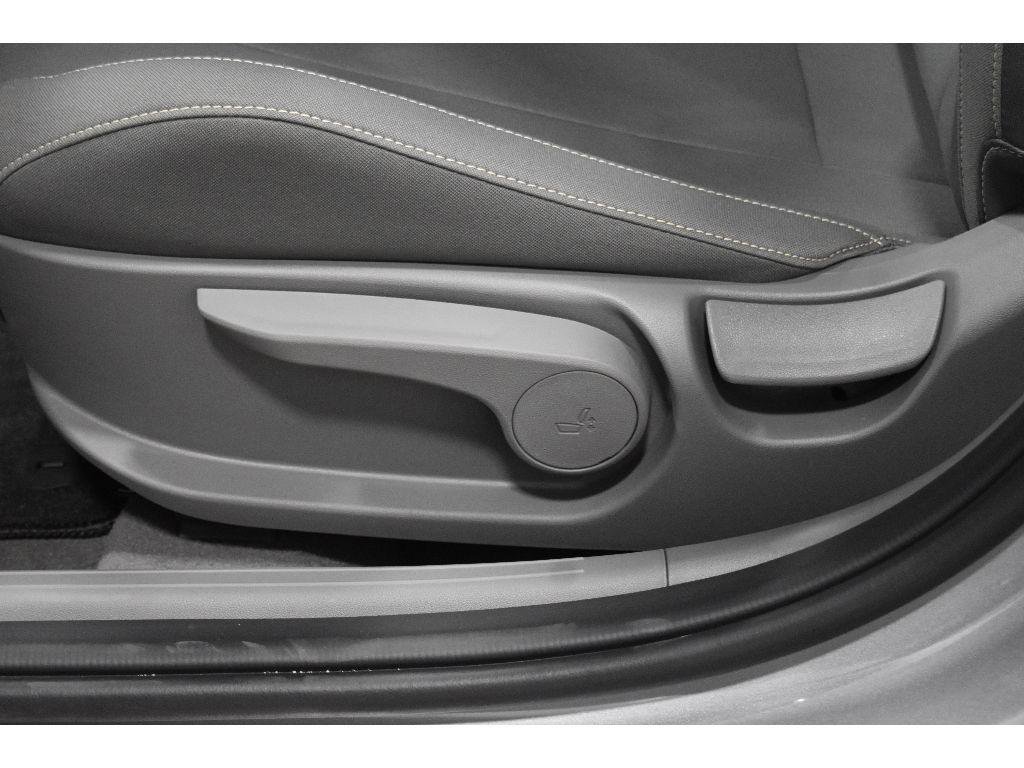 New 2025 Hyundai Elantra SEL image 81