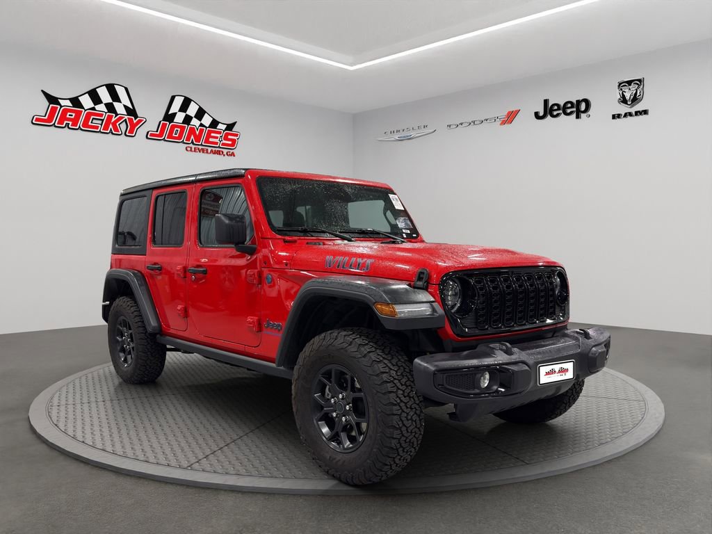 Used 2025 Jeep Wrangler Willys image 12