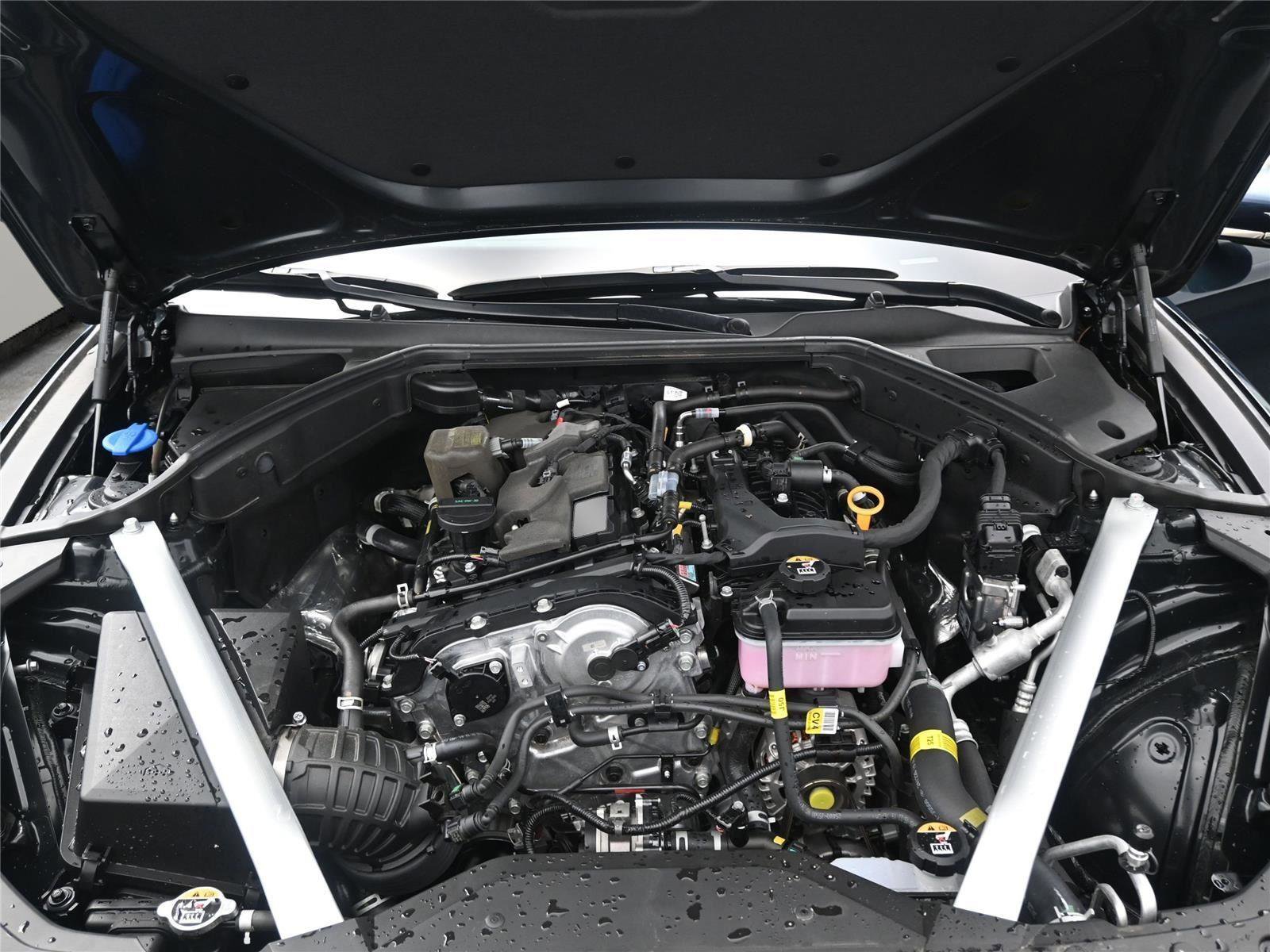 Used 2025 Genesis G70 2.5T w/ Sport Prestige Package image 13