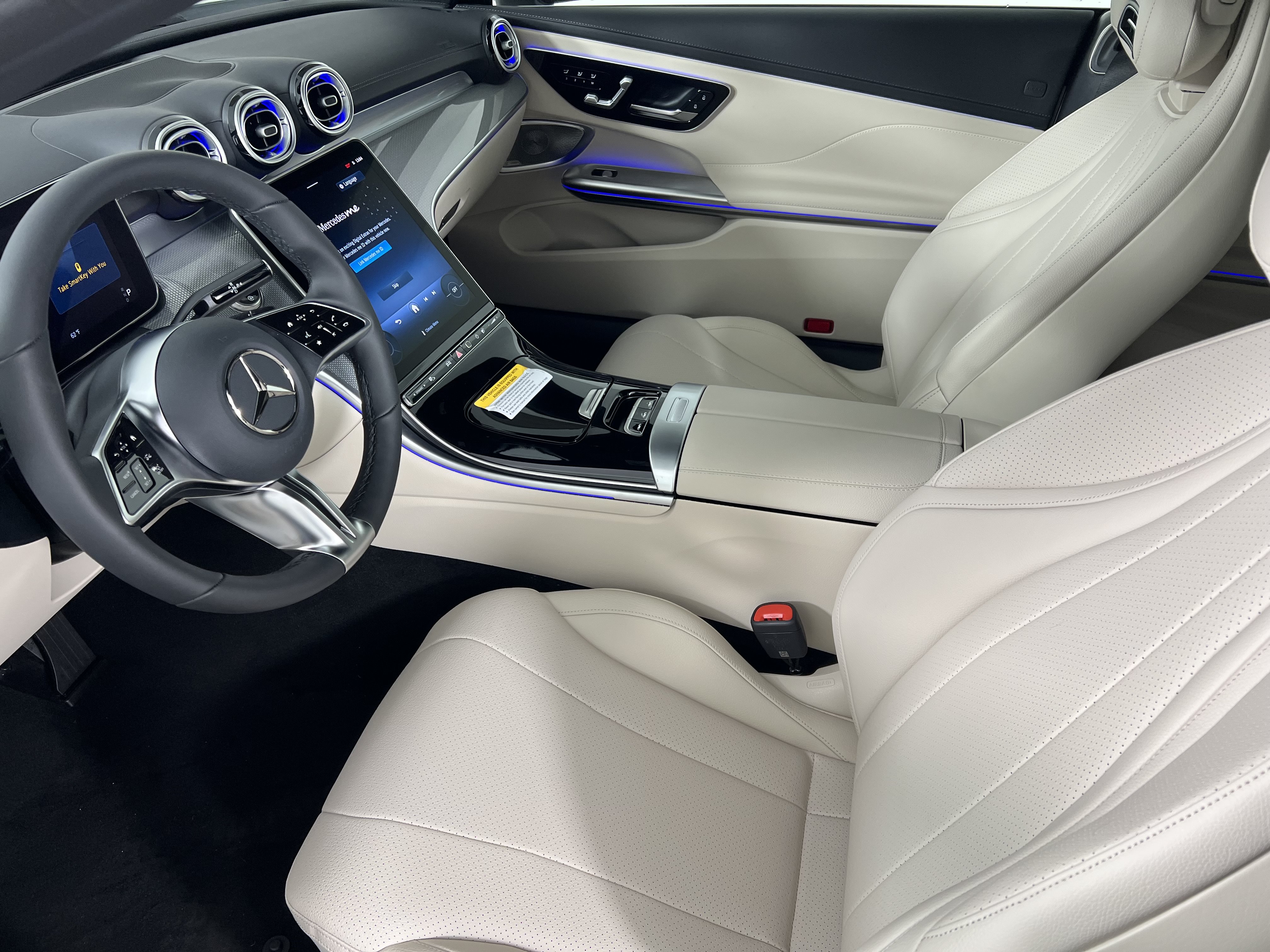New 2027 Mercedes-Benz CLE 300 4MATIC Cabriolet image 4