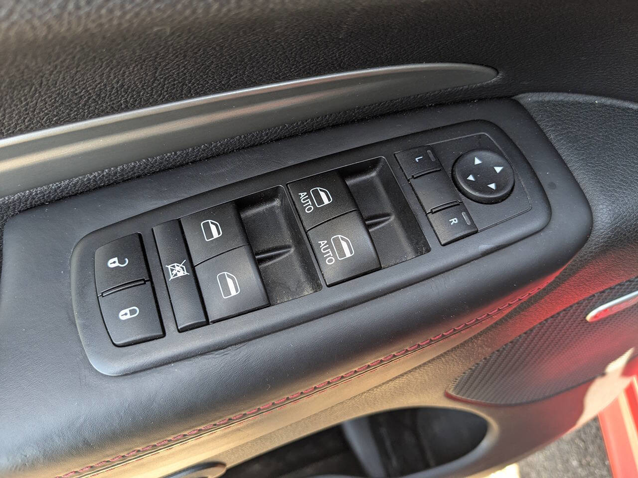 Used 2017 Dodge Durango R/T w/ Blacktop Package image 21