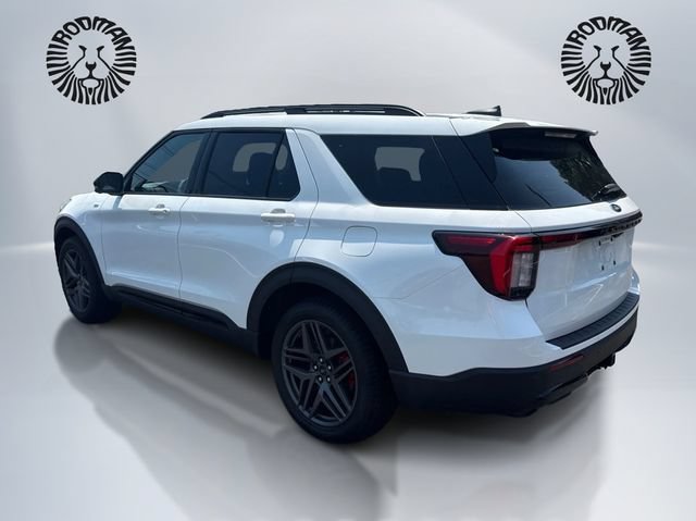 New 2026 Ford Explorer ST-Line w/ ST-Line Street Pack AWD/4WD image 9