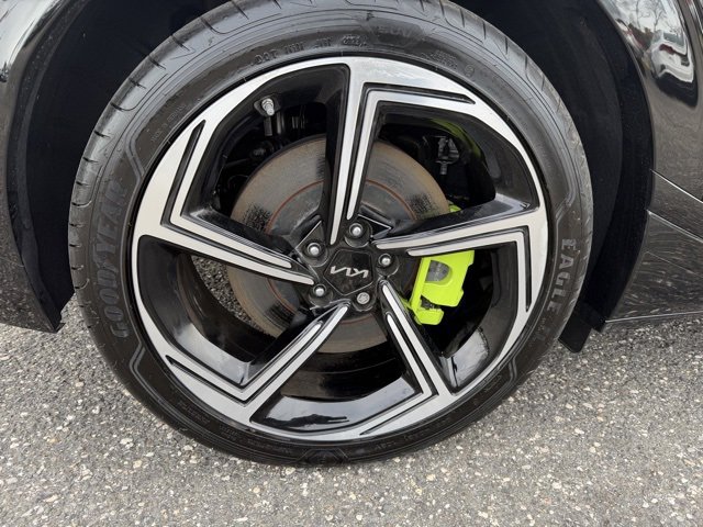 Used 2023 Kia EV6 GT image 12