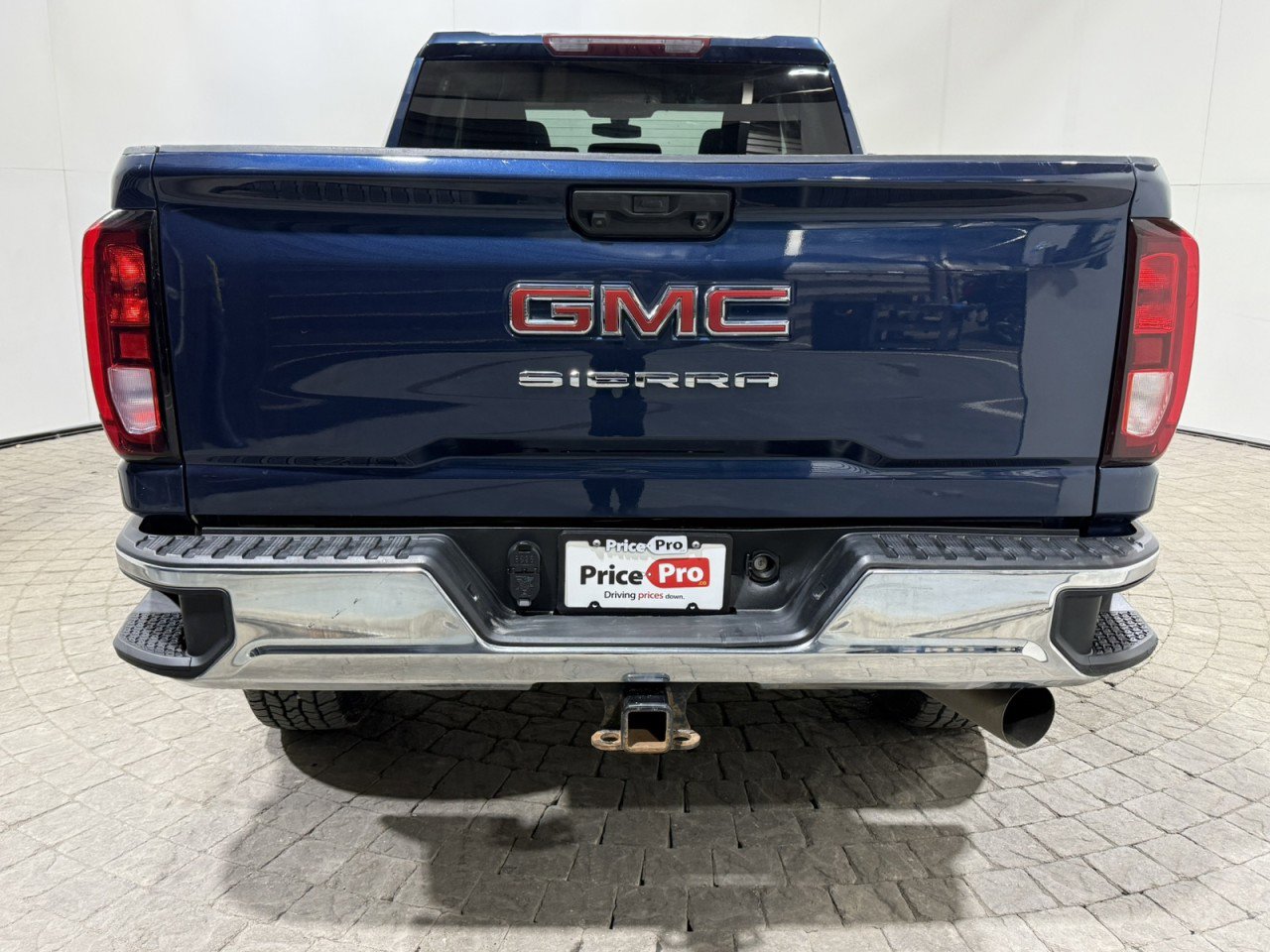 Used 2022 GMC Sierra 2500 Pro w/ Convenience Package image 7
