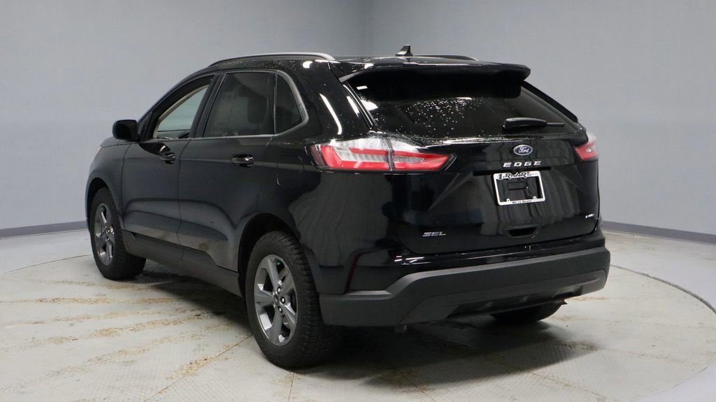 Certified 2024 Ford Edge SEL w/ Sport Appearance Package AWD/4WD image 9