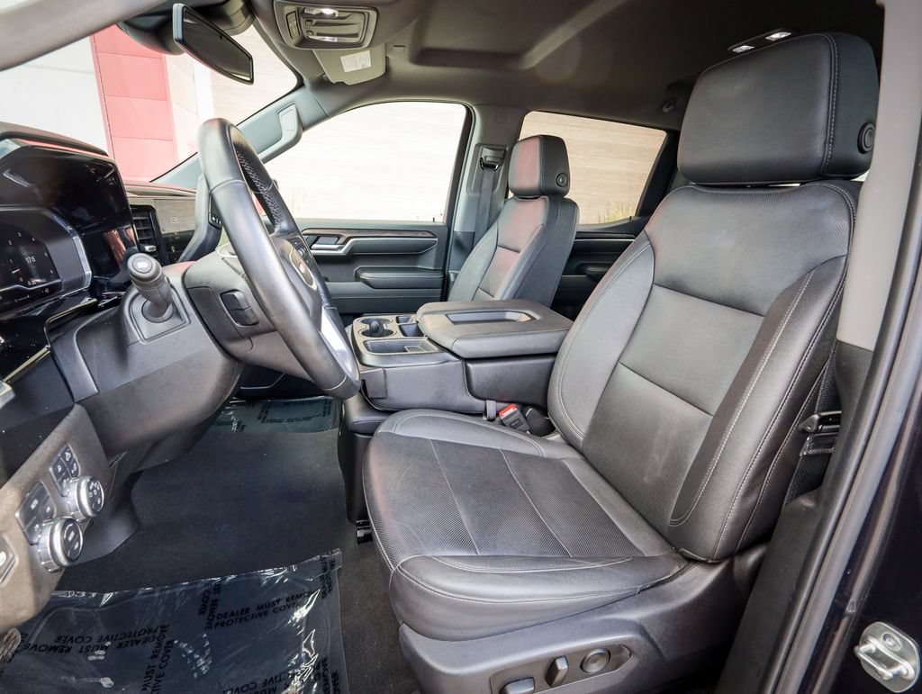 Used 2025 GMC Sierra 1500 SLT AWD/4WD image 13
