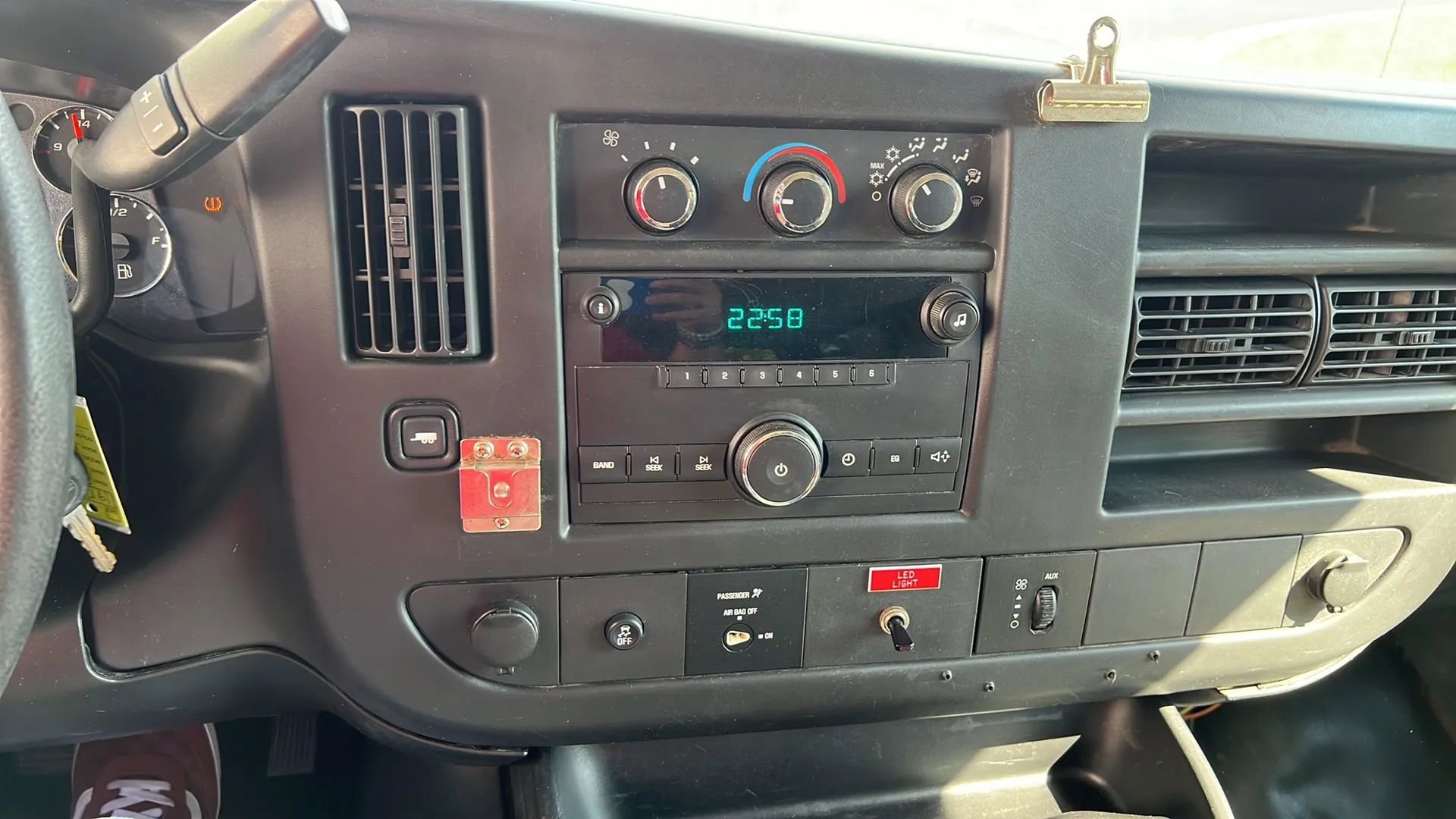 Used 2014 GMC Savana 2500 image 21